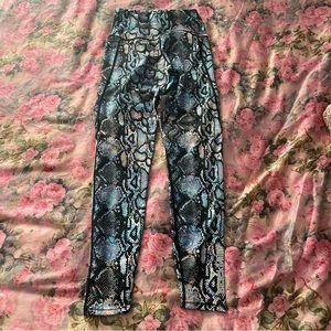 Blackmilk size XS snake skin rainbow athletic leggings